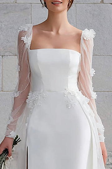 Robe de mariée à col carré ivoire A Line Sweep Train avec des fleurs